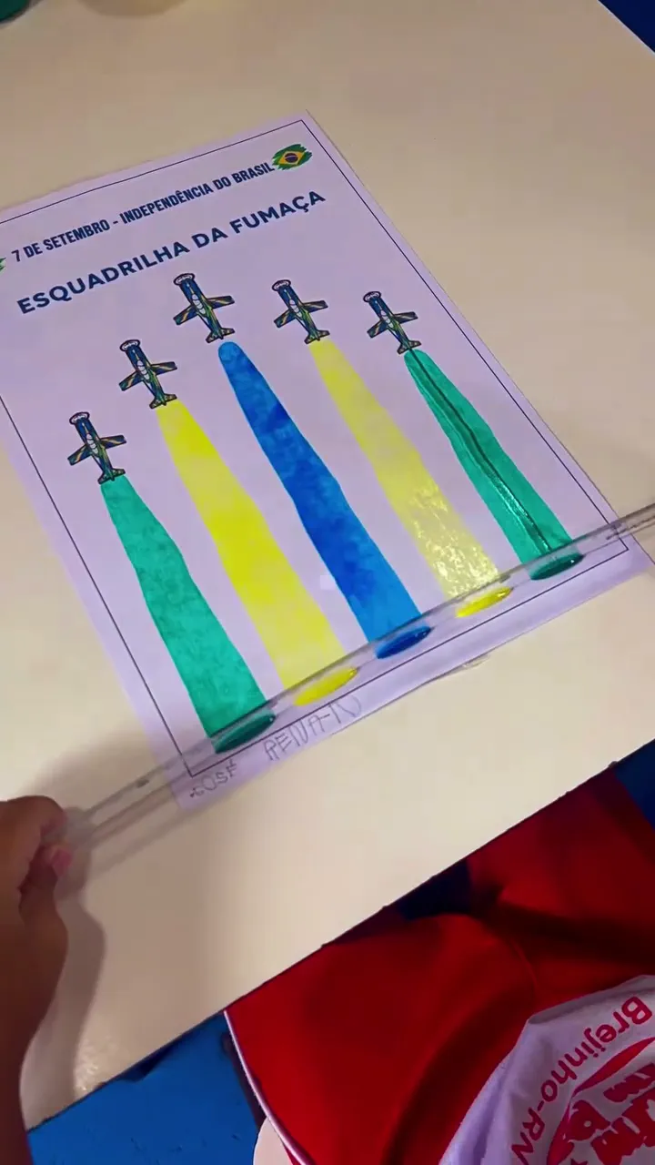 Quadro do vídeo do material Esquadrilha da Fumaça — parte 2